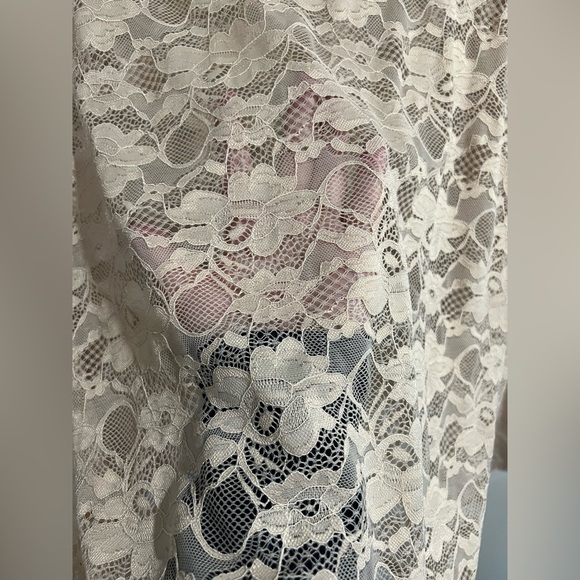 🖤 Torrid Peach Pink Neutral Lace Sheer Mock Neck Top size 3 - Picture 6 of 6